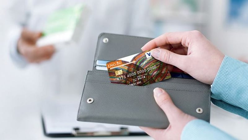 Nawet 700 zł premii moneyback za wyrobienie karty kredytowej w ING Banku Śląskim